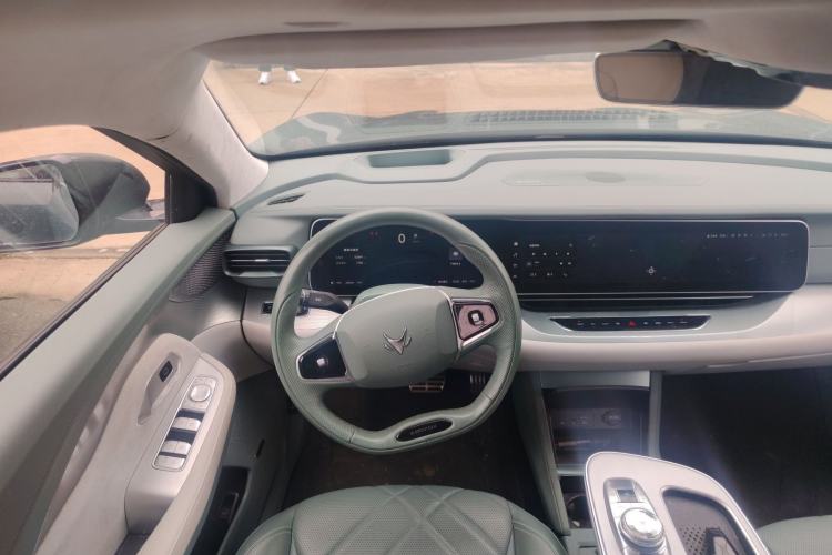 Used ARCFOX Alpha S 2023 735E+ Forest Edition PRO 160kW Steering Wheel