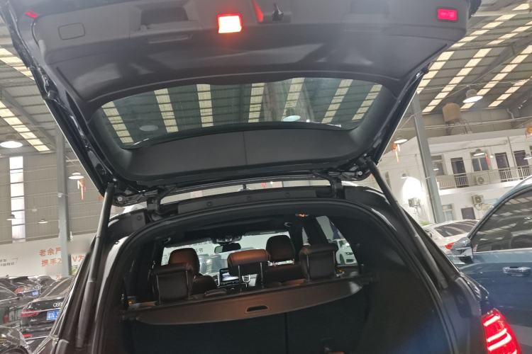 Used Mercedes-Benz GLE 2018 GLE 320 4MATIC Dynamic Edition Collector's Edition Trunk