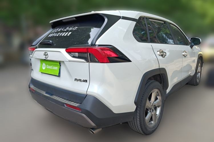 Used Toyota RAV4 2022 2.0L CVT Two-Wheel Drive Fashion Edition
