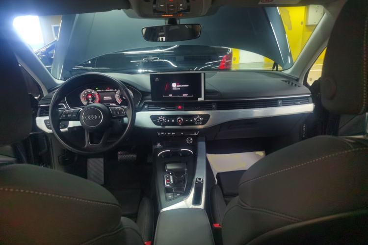 Used Audi A4L 2022 40 TFSI Fashion Dynamic Model