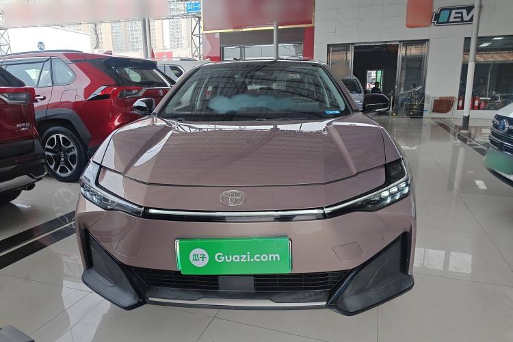 Used Toyota bZ3 2023 616 km Long-Range Premium