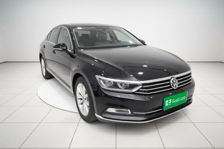 Used Volkswagen Magotan 2019 330TSI DSG Leading Model China VI Standard Exterior 2