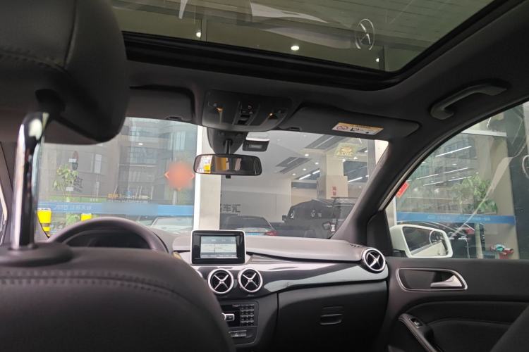 Used Mercedes-Benz B-Class 2012 B 180 base model (imported)
