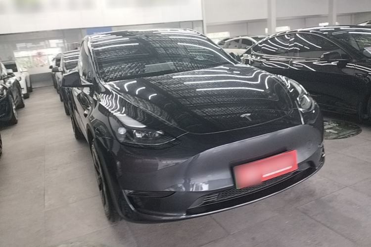 Used Tesla Model Y 2024 Long-Range All-Wheel-Drive Version
