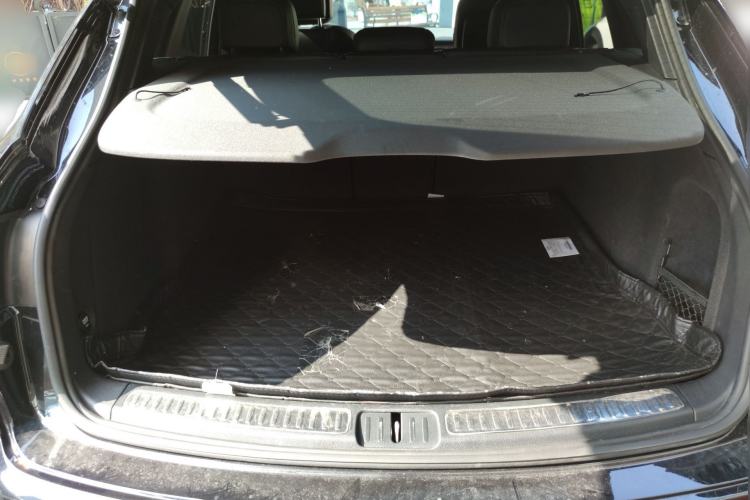 Used Porsche Macan 2018 Macan 2.0T Trunk