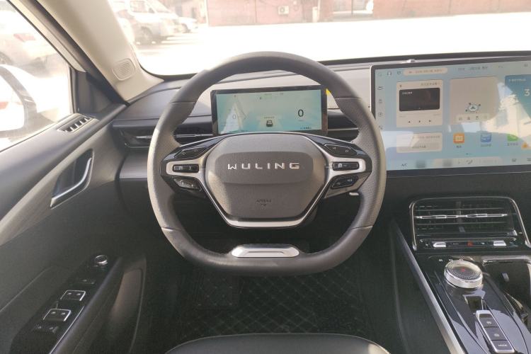 Used Wuling Xingguang 2024 Co-Creation Edition 510 Advanced Model