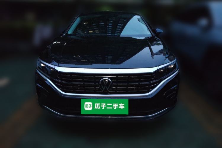 Used Volkswagen Passat 2022 330TSI Elite Edition Front