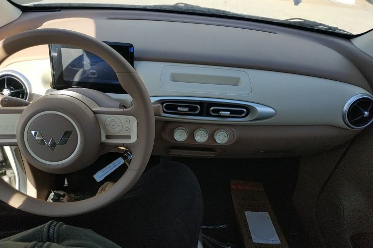 Used Wuling Hongguang MINIEV 2025 Four-Door Version Advanced Edition