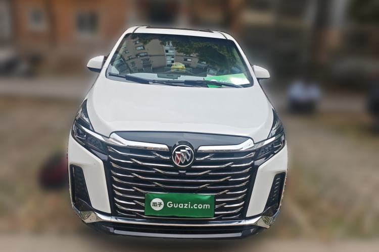 Used Buick GL8 2023 Facelifted Land Cruiser Executive Luxury Version