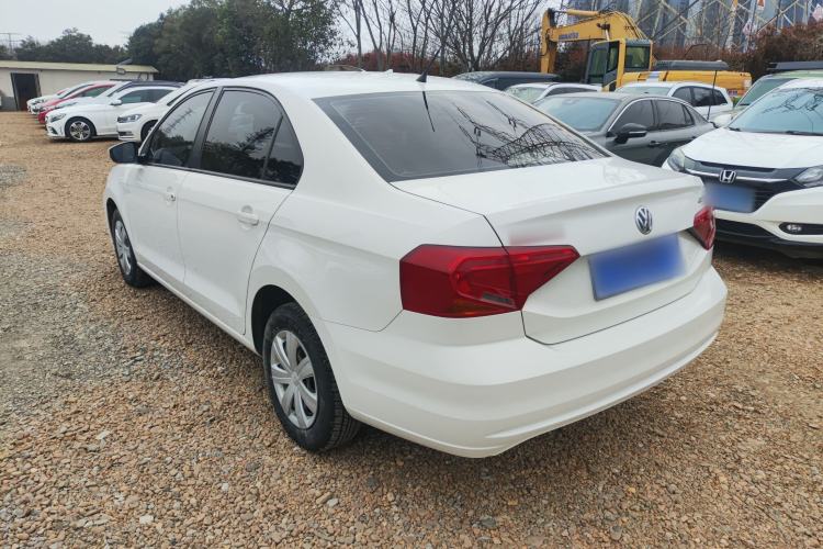 Used Volkswagen Jetta 2017 1.4L Manual Fashion Edition
