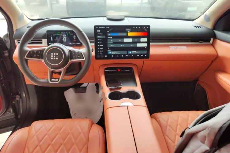 Used Landian E5 PLUS 2026 Model 165km Long-Range First-Adoption Version Ultra 7-seater
