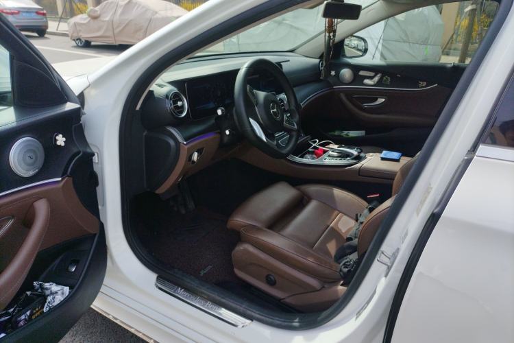 Used Mercedes-Benz E-Class 2018 Facelift E 200 L Sport 4MATIC
