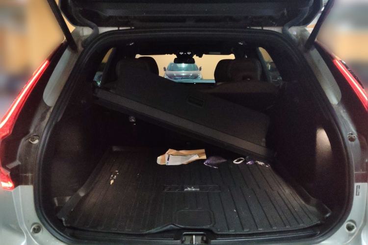 Used Volvo XC60 2025 B5 4x4 Smart Luxury Edition