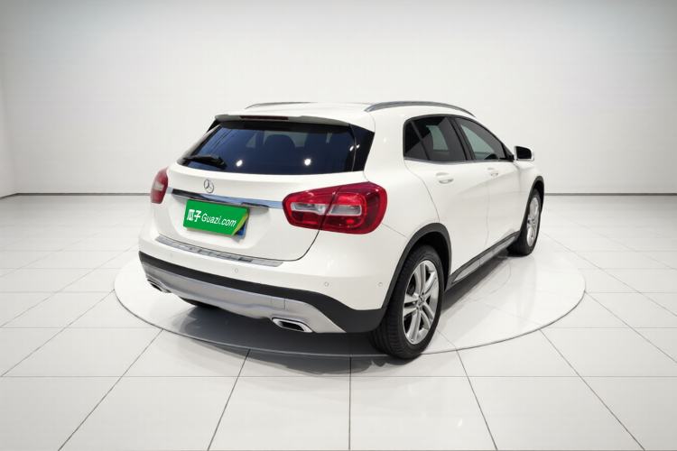 Used Mercedes-Benz GLA 2016 GLA 200 Sport Edition Rear Right 45 Deg