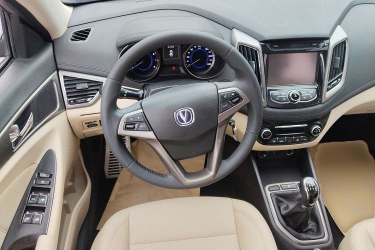 Used CHANGAN Eado 2016 1.6L Manual Fashion Edition Steering Wheel