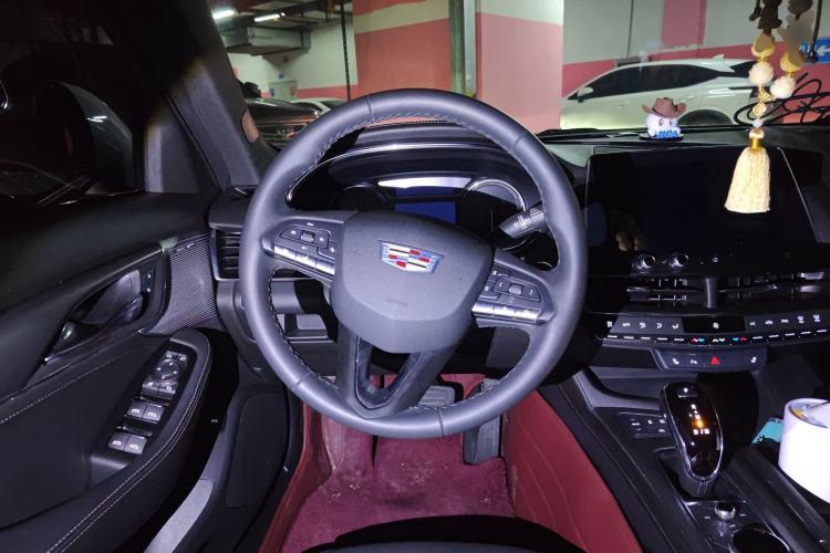 Used Cadillac CT5 2021 Revised 28T Luxury Version Steering Wheel