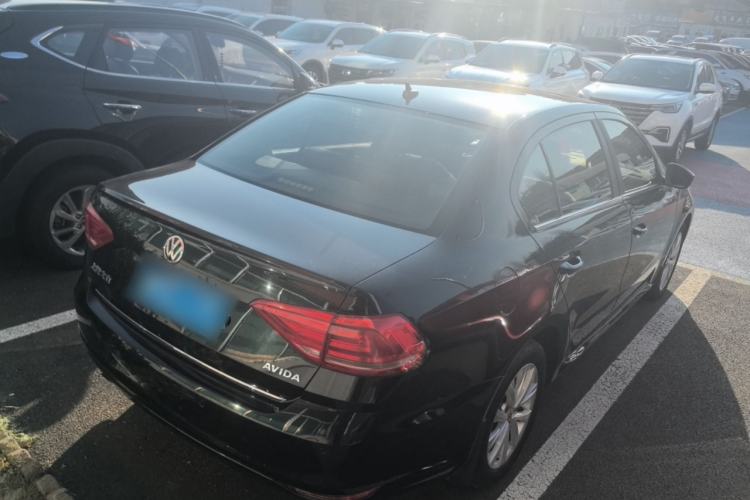 Used Volkswagen Lavida 2017 1.6L Automatic Comfort Edition