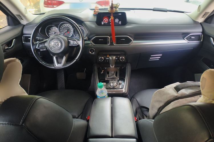 Used Mazda CX-8 2019 2.5L Two-Wheel Drive Prestige Version Center Console