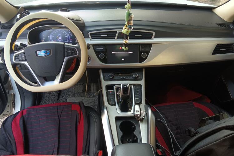 Used Geely Auto Emgrand X7 Sport 2020 1.8TD DCT Two-Wheel Drive Smart Connect 4G-Enabled Version
