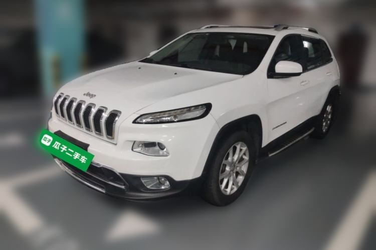 Used Jeep Cherokee 2017 2.0L Superior Edition