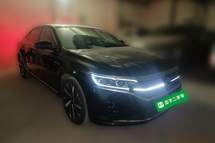 Used Volkswagen Passat 2024 380TSI Dragon Glory Edition
