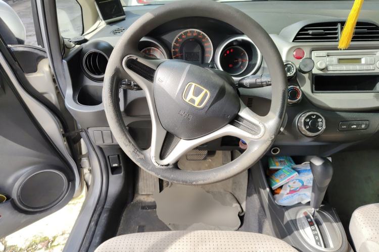 Used Honda Fit 2008 1.3L automatic comfort version
