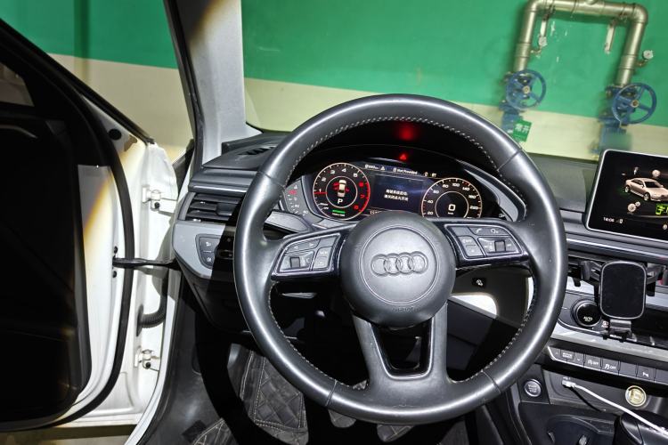 Used Audi A4L 2018 30th Anniversary Edition 40 TFSI Fashion Model