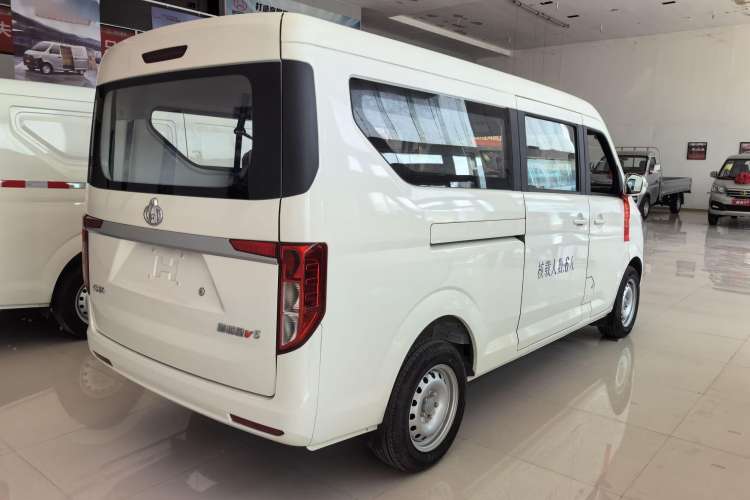 Used CHANGAN KUAYUE Xing V5 2021 1.6L Fortune-Attracting Edition Comfort Model DAM16KR Exterior 5