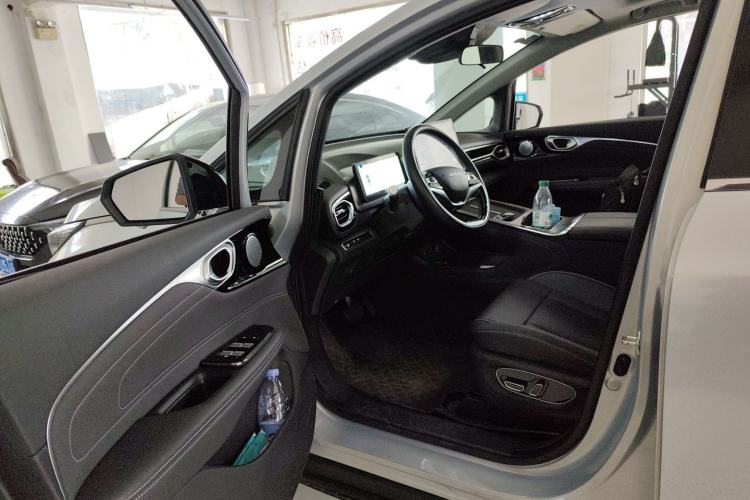 Used AION V 2024 Plus 70 Star Edition Lithium Iron Phosphate