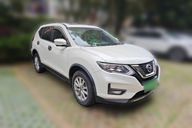 Used Nissan X-Trail 2021 2.0L CVT 2WD XL Premium SmartConnect Deluxe Edition Front Right 45 Deg