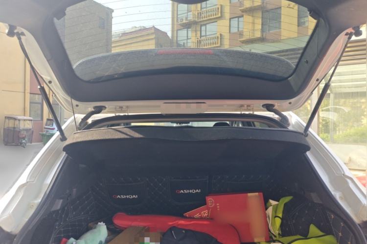 Used Nissan Qashqai 2021 2.0L CVT Luxury Edition Trunk