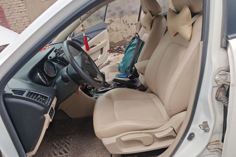 Used Bestune B50 2013 1.6L manual Comfort trim level