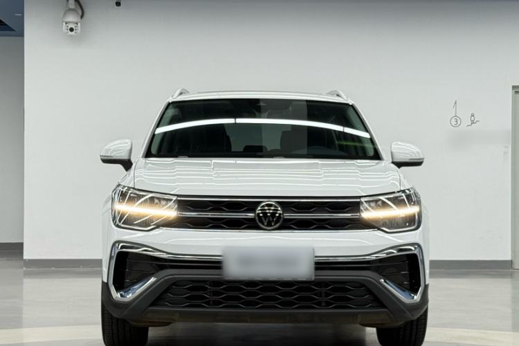 Used Volkswagen Tharu 2024 300TSI Two-Wheel-Drive Moonlight Edition Exterior 1