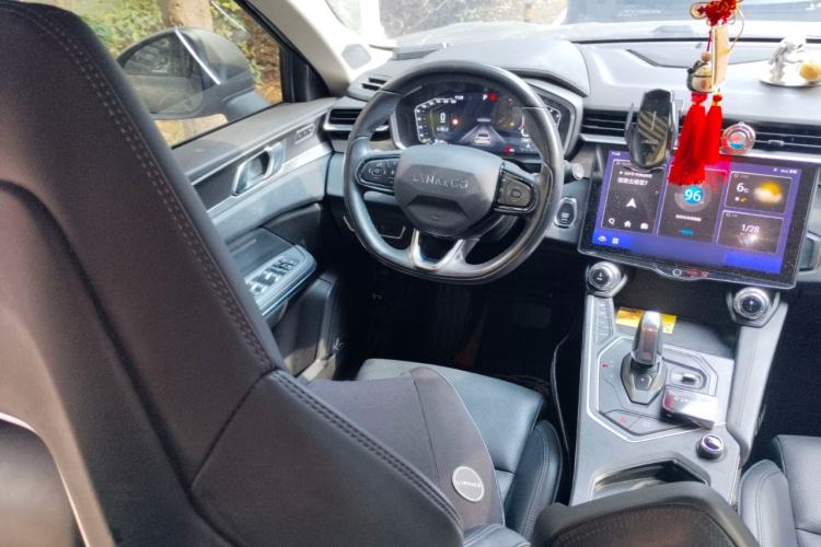 Used Lynk & Co 01 2021 2.0TD Two-Wheel-Drive Pro Trim
