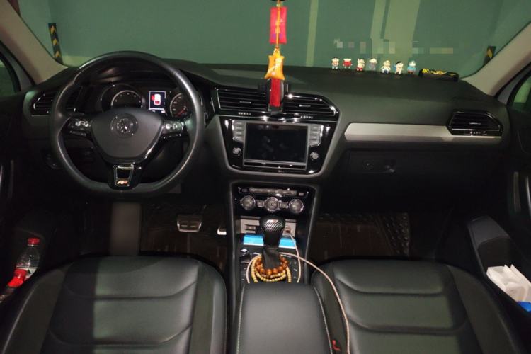 Used Volkswagen Tiguan L 2018 330TSI Automatic Two-Wheel Drive Luxury Edition