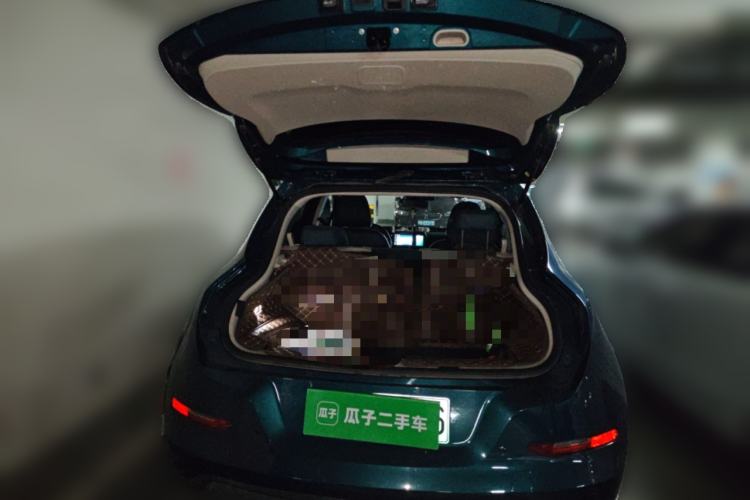 Used ORA Good Cat 2023 401 km Standard Range Luxury Version Lithium Iron Phosphate
