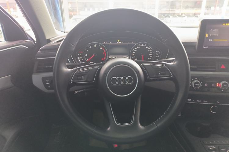 Used Audi A4L 2019 40 TFSI Ambition China VI