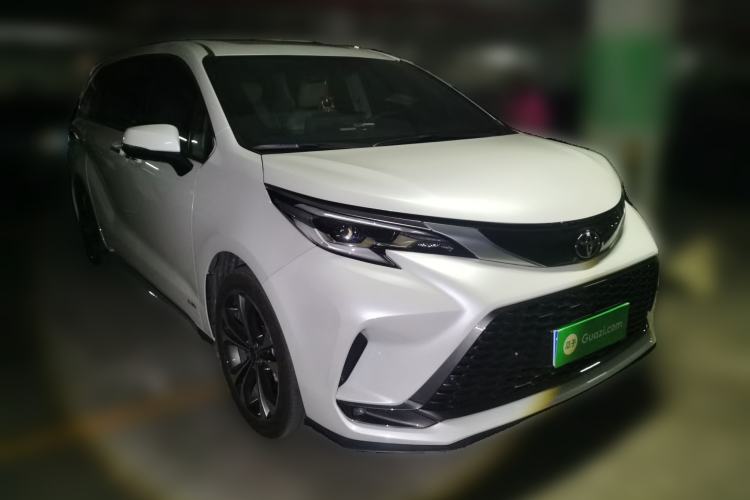 Used Toyota Granvia 2024 2.5L Hybrid Prestige ULTRA Edition Front Right 45 Deg