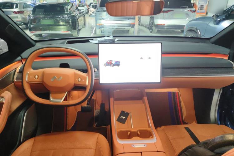 Used ONVO L60 2024 60 kWh All-Wheel Drive