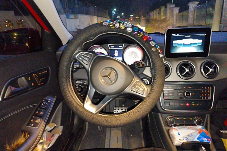 Used Mercedes-Benz GLA 2016 GLA 200 Sport Edition Steering Wheel