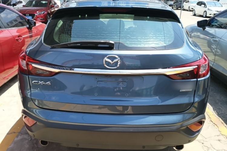 Used Mazda CX-4 2018 2.0L Automatic Two-Wheel Drive Blue Sky Dynamic Version China V Standard
