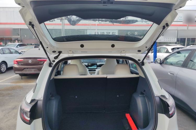 Used Geely Galaxy Geome 2026 Model 310km Youth Edition
