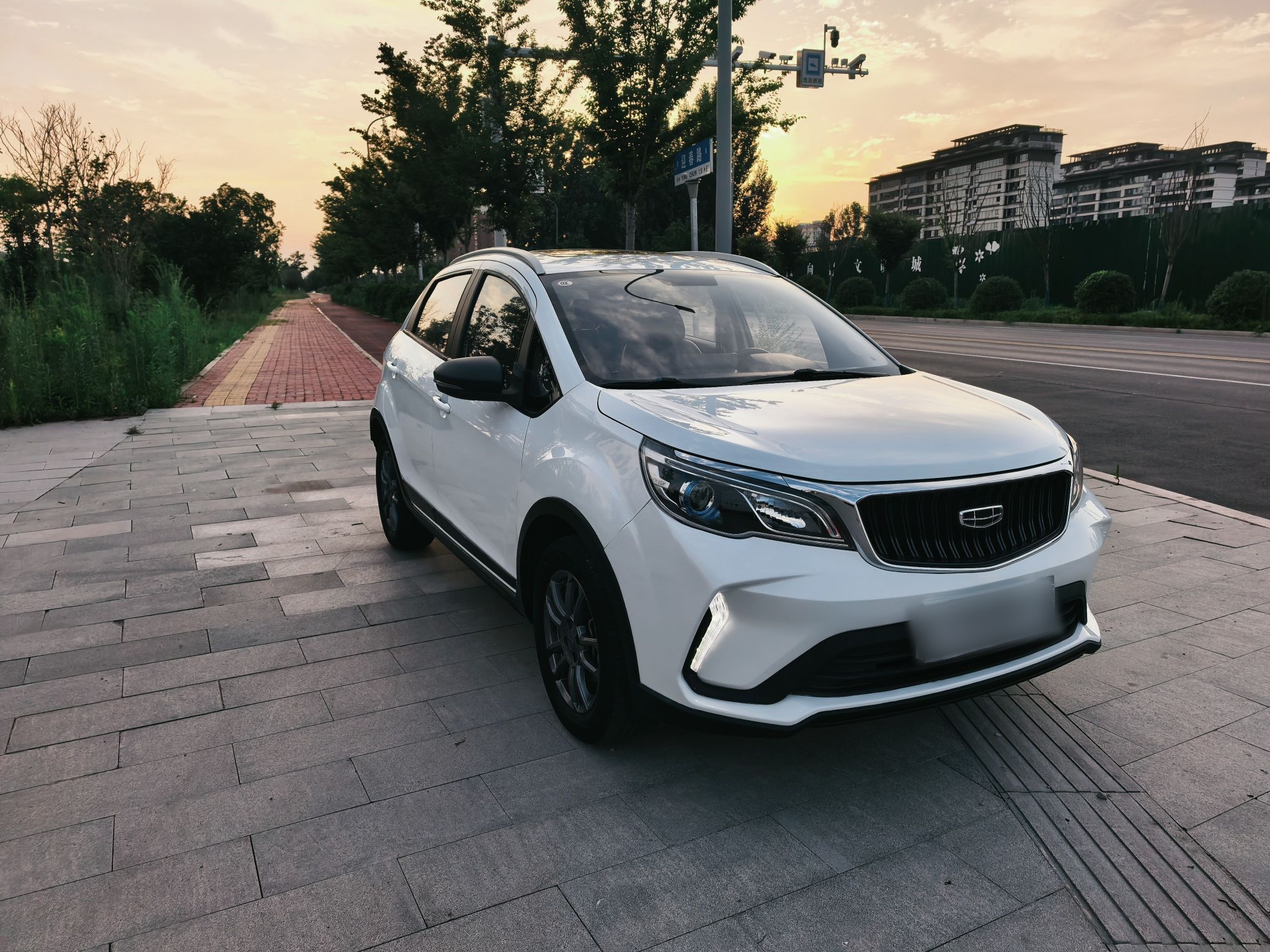 Geely Auto Vision X3 2021 PRO 1.5L CVT Deluxe Model — снимка 4