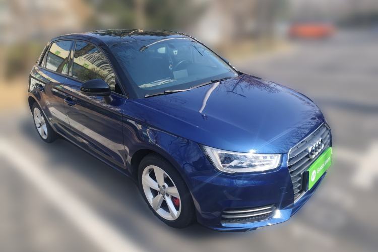 Used Audi A1 2016 30 TFSI Sportback Design Fashion Edition Front Right 45 Deg