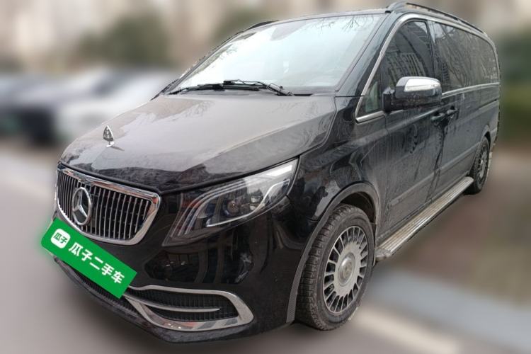 Used Mercedes-Benz Viano 2010 2.5L Luxury Edition