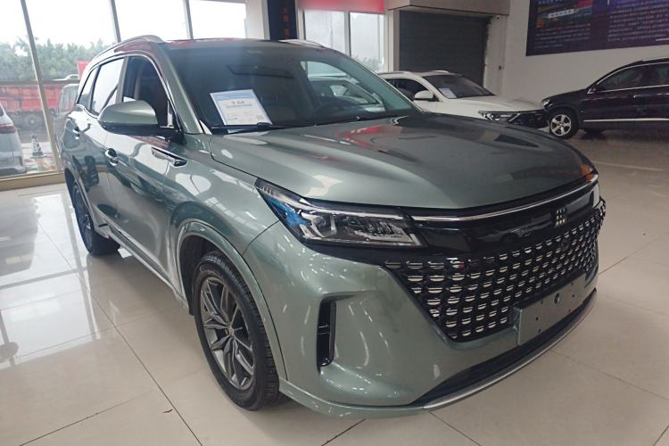 Used Landian E5 2024 Honor Edition 100KM Comfort Model 7 Seats Front Right 45 Deg