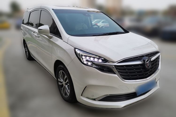 Used Buick GL8 2022 ES Landtrek 653T Luxury Edition Front Right 45 Deg