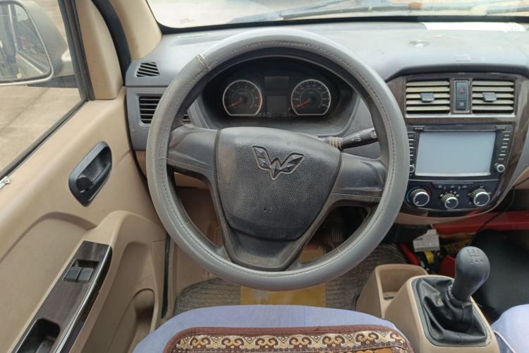 Used Wuling Rongguang 2014 1.2L S Base Model