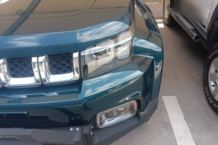 Used BAIC Off-Road BJ40 2019 2.0T Automatic Four-Wheel Drive Urban Hunter Edition Premium Model China V Emission Standard