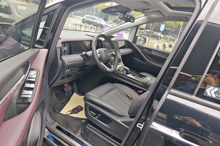 Used GAC Trumpchi M8 2024 Master Series 400T Prestige Edition Left Front Seat